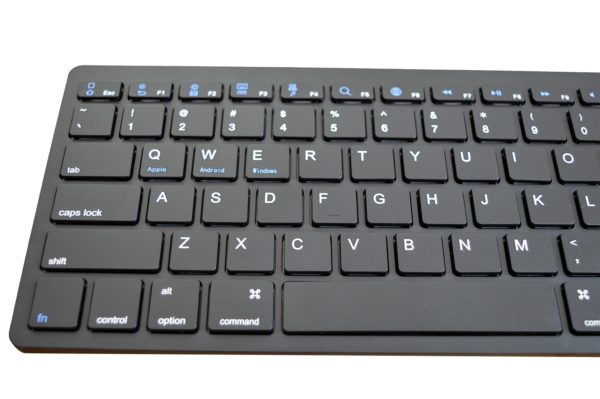 ipad zwart toetsenbord draadloos bluetooth 3.0